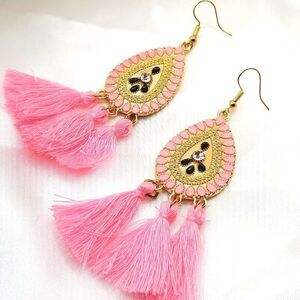 Pink gold toned Teardrop Dangle tassel string earrings.